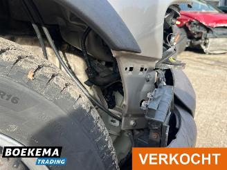 Volvo Xc-70 2.4 T Comfort Line 200 PK Leder Airco Cruise Trekh. picture 14