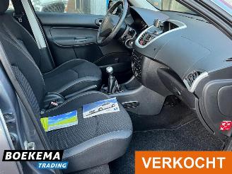 Peugeot 206+ 1.4 XS 5-Deurs Airco Cruise picture 18