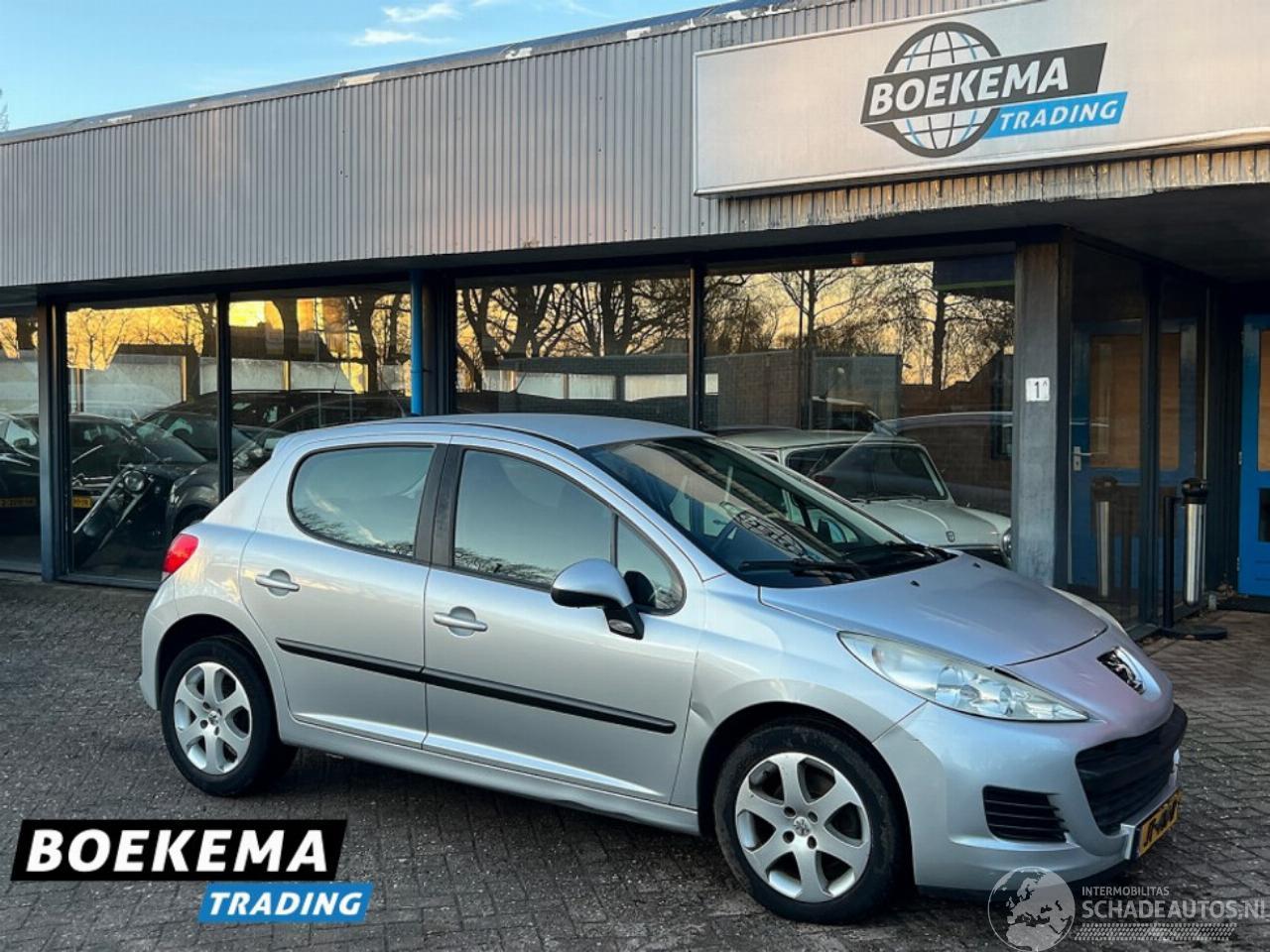 Peugeot 207 1.4 VTi Sublime 5-Drs Airco