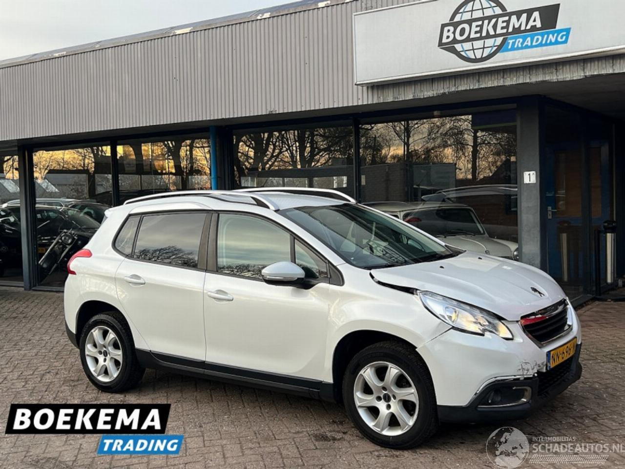 Peugeot 2008 1.2 VTi Active Premium Navi Cruise Airco PDC Trekh.