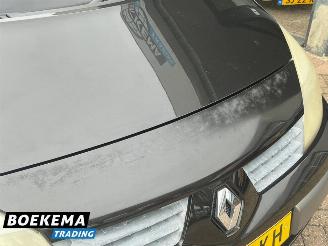 Renault Grand-scenic 1.6 16V Dynamique 7-Pers Climate Cruise picture 6