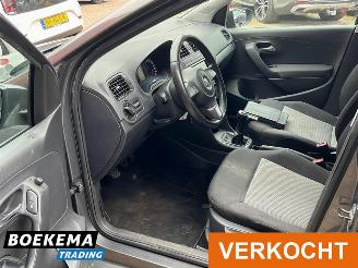 Volkswagen Polo 1.2-12V Trend 5-Deurs Airco picture 15