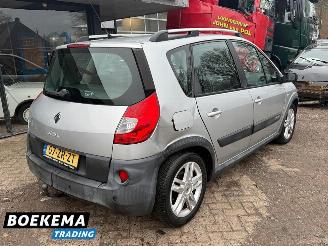 Renault Scenic 2.0 16V Conquest Navigatie Climate Cruise picture 2