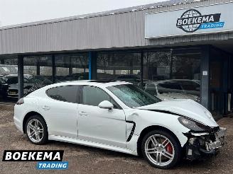 skadebil auto Porsche Panamera 3.0 D Platinum Panorama Navigatie Climate Cruise PDC 2013/1