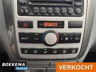 Toyota Avensis-verso 2.0i Linea Luna 6-Persoons Airco Cruise picture 23