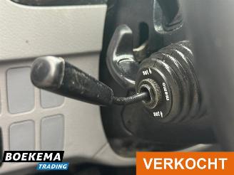 Toyota Avensis-verso 2.0i Linea Luna 6-Persoons Airco Cruise picture 25