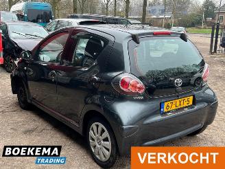 Toyota Aygo 1.0-12V Comfort Automaat 5-Deurs picture 3