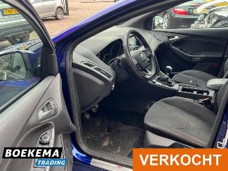 Ford Focus 1.5 TDCI ST-Line Navi Climate Cruise PDC Trek. picture 12