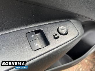 Hyundai I-10 1.0 Comfort Automaat Climate Cruise picture 21