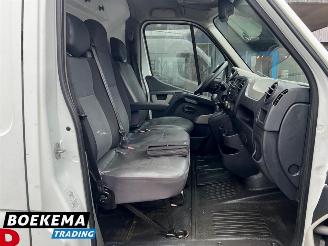 Renault Master T35 2.3 DCI L2H3 3-Pers Navigatie Cruise Airco PDC Trekhaak picture 13