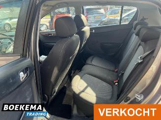 Hyundai I-20 1.2i Business Edition Airco 5-Deurs picture 17