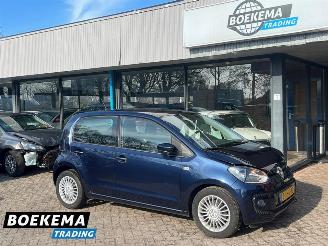 skadebil auto Volkswagen Up! 1.0 High Up! Navigatie Airco 5-Deurs 2013/10