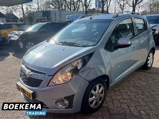 Chevrolet Spark 1.2 16V LTZ Navigatie Airco picture 4