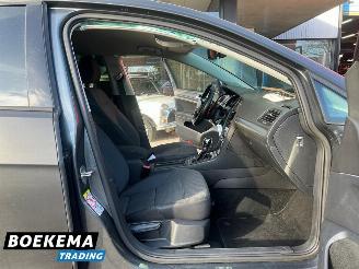 Volkswagen Golf 1.0 TSI R-Line DSG Navigatie Climate Cruise picture 20