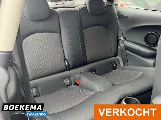 Mini Cooper 1.5 Automaat Keyless Led Navi Cruise Airco picture 17