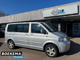 Auto incidentate Volkswagen Multivan 2.5 TDI Comfort 7-Pers Clima Stoelverw. 2XSchuifdeur 2006/8