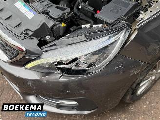 Peugeot 308 SW 1.2 PureTech Premium Panorama Automaat Navigatie Trekhaak PDC picture 8