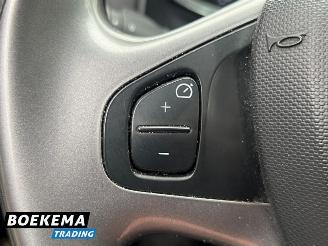 Renault Clio 0.9 TCe ECO Night&Day Navigatie Airco picture 24