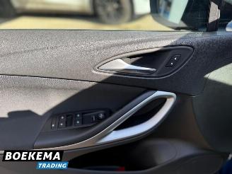 Opel Astra Sports Tourer 1.2 Edition Navigatie Cruise Climate picture 15