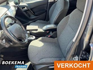 Citroën C3 1.2 PureTech Selection Automaat Navigatie Airco Cruise F1 picture 11