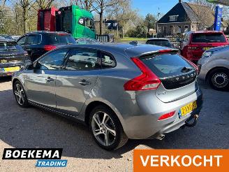 Volvo V-40 2.0 D4 190PK Business Navigatie Cruise PDC Trekhaak picture 3