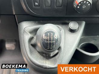 Renault Master T33 2.3 dCi L1H2 Navigatie Airco Cruise Schuifdeur picture 21