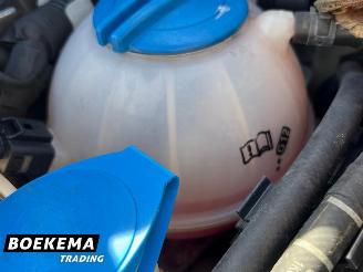 Volkswagen Caddy 2.0 TDI 140PK DSG Navigatie Half-Leer Climate Cruise picture 13