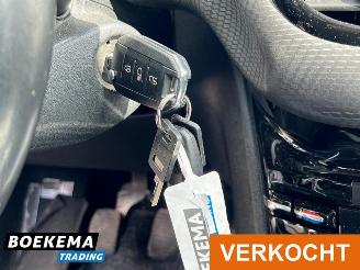 Peugeot 2008 1.6 VTi Allure Navigatie picture 27