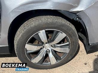 Peugeot 2008 1.6 VTi Allure Navigatie picture 11