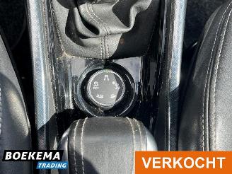 Peugeot 2008 1.6 VTi Allure Navigatie picture 29
