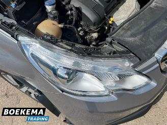 Peugeot 2008 1.6 VTi Allure Navigatie picture 14