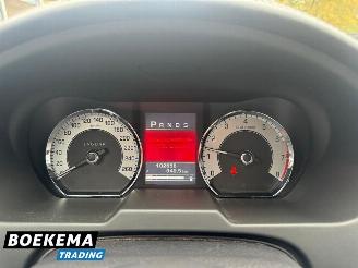 Jaguar XF 3.0 V6 Premium Luxury AUT Keyless Climate Cruise picture 17