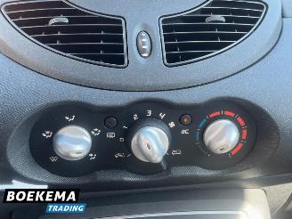 Renault Twingo 1.5 dCi Collection Airco Cruise picture 9