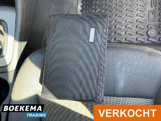 Audi Q3 2.0 TFSI Quattro Pro Line Navigatie Stoelverwarming Cruise picture 18