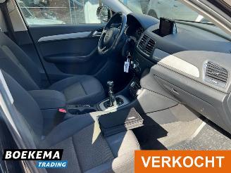 Audi Q3 2.0 TFSI Quattro Pro Line Navigatie Stoelverwarming Cruise picture 17