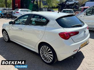 Alfa Romeo Giulietta 1.4 T Distinctive Automaat Memory Stoelverw BOSE picture 3