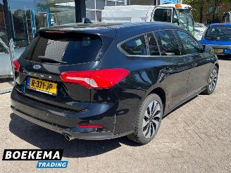 Ford Focus Wagon 1.0 EcoBoost ST Line X Business Navigatie Winterpalkket picture 2