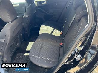 Ford Focus Wagon 1.0 EcoBoost ST Line X Business Navigatie Winterpalkket picture 15