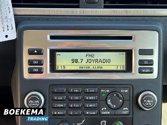 Volvo V-70 2.5T Kinetic 230PK Automaat Leer Navigatie Cruise picture 24