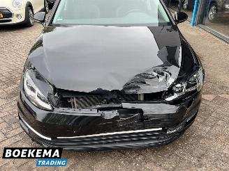 Volkswagen Golf 1.4 TSI Highline DSG Panorama Virtual Stoel/Stuurverw Massage Camera Trekhaak picture 5