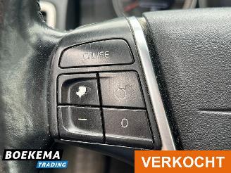 Volvo S-80 2.0 D3 Momentum Automaat Leer Navigatie Cruise picture 18