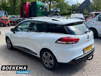 Renault Clio Estate 0.9 TCe Night&Day R-Link Navigatie Cruise Airco picture 3