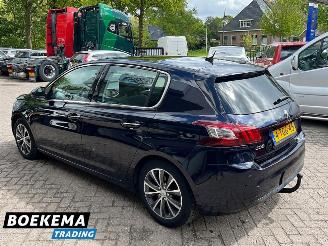 Peugeot 308 1.6 THP Première Panorama Climate Cruise Keyless picture 3