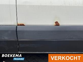 Volkswagen Crafter 35 2.5 TDI L2-H2 Airco Cruise Geveerde-stoel PDC V+A picture 6