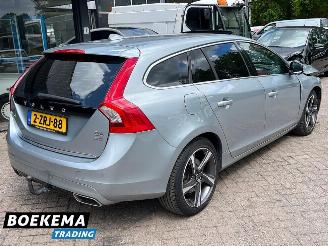 Volvo V-60 2.4 D6 AWD Plug-In Hybrid Summum Navigatie Memory Keyless Trekhaak picture 2