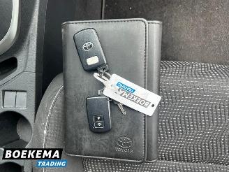 Toyota Auris Touring Sports 1.8 Hybrid Dynamic Navigatie Cruise Climate picture 24