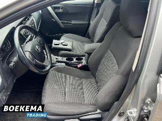 Toyota Auris Touring Sports 1.8 Hybrid Dynamic Navigatie Cruise Climate picture 18