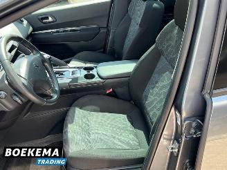Peugeot 3008 1.6 THP ST Automaat Glazen-Dak Navigatie Cruise picture 6
