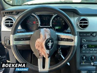 Ford Mustang GT 4.6 V8 Automaat Stoelverw. Leer Airco picture 17