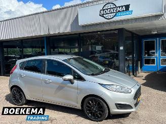 skadebil auto Ford Fiesta 1.5 TDCi Style Lease Navigatie Cruise Airco 5-Deurs 2016/1